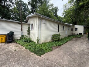 Building Photo - 442 Gardners Ln