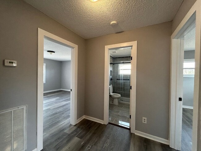 Foto del edificio - 36 Mitchell St