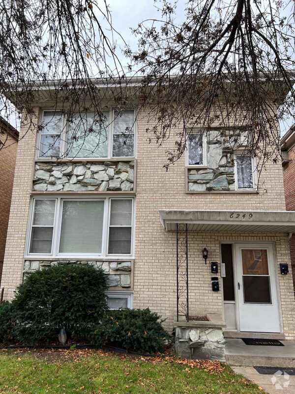 Portage Park Apartments for Rent with Hardwood Floors Chicago, IL 22 Rentals