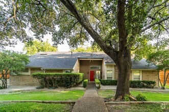 Building Photo - 5930 Deseret Trail