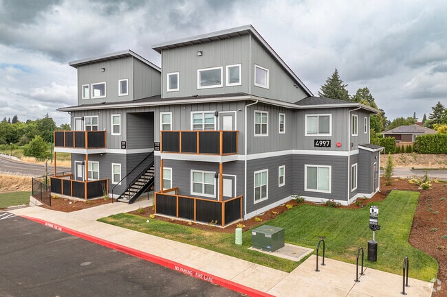 Building Photo - Verda Crossing