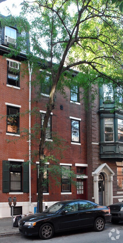 Building Photo - 333 S 18th St