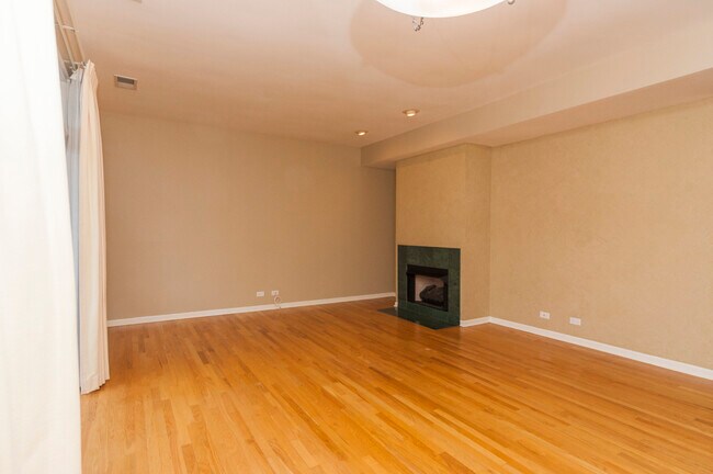 Foto del edificio - 2860 N Orchard St