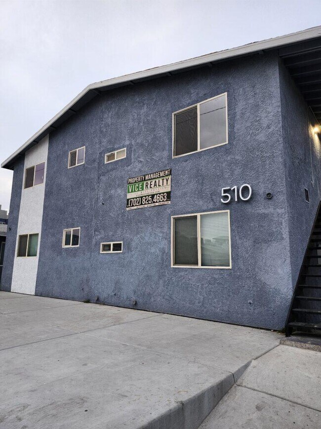 Foto del edificio - 510 McKellar Cir