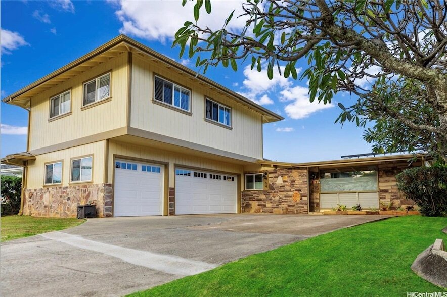 Photo - 964 Iopono Loop Unit