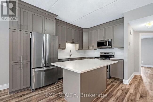 Building Photo - 304 Masters Ln.