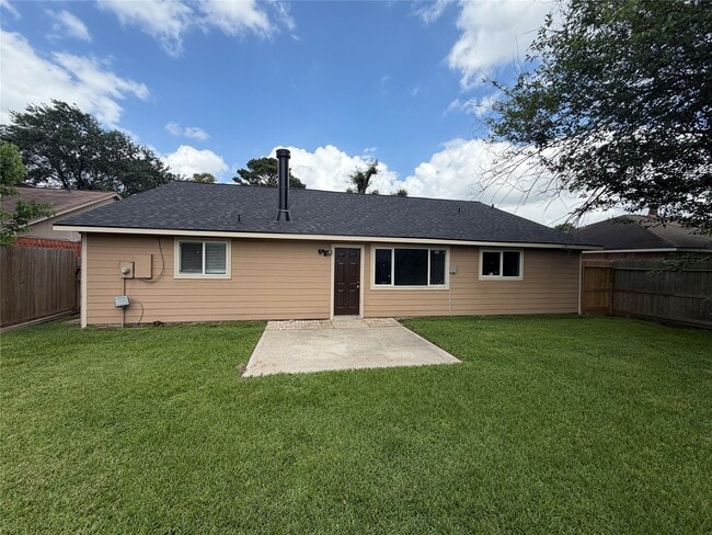Building Photo - 11811 Spruce Mountain Dr