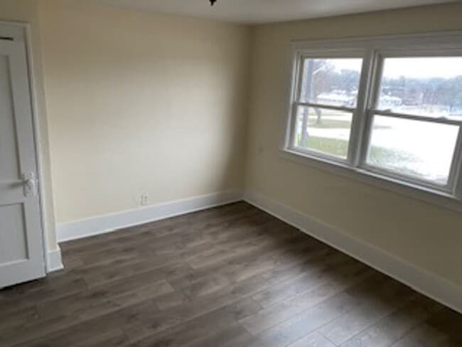 Foto del edificio - 1319 Clover Ave