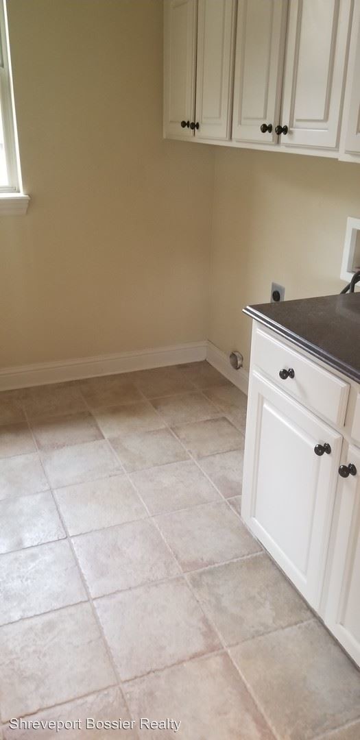 Foto del edificio - 4 br, 3 bath House - 10017 Somerset Ln