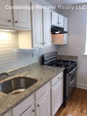 Primary Photo - 266A Harvard St