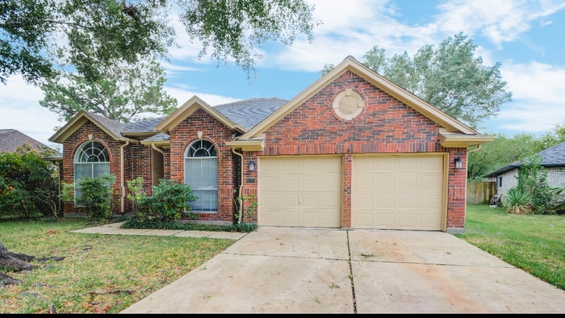 Primary Photo - 14815 S Bristol Harbour Cir