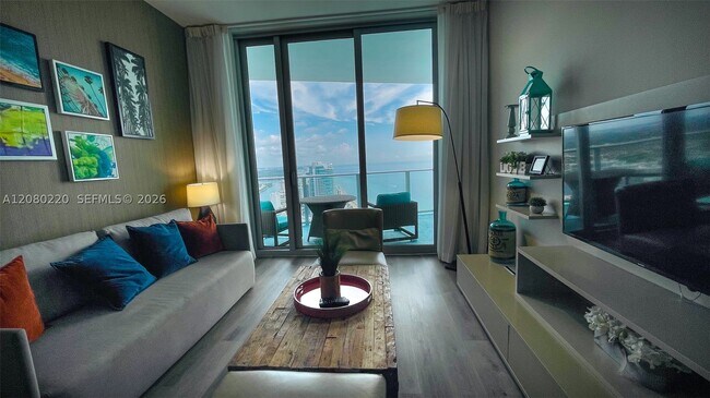 Foto del edificio - 4111 S Ocean Dr