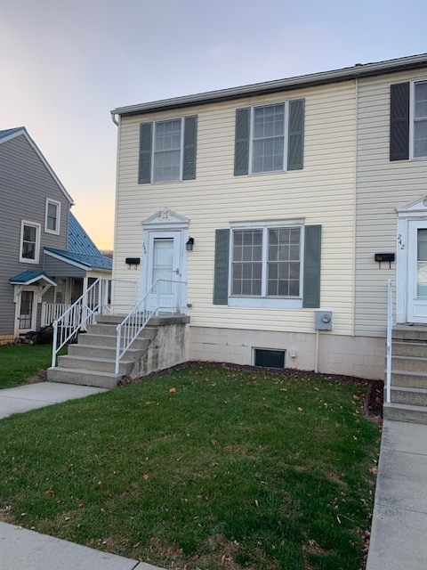 Primary Photo - 3 Bedroom Townhome.