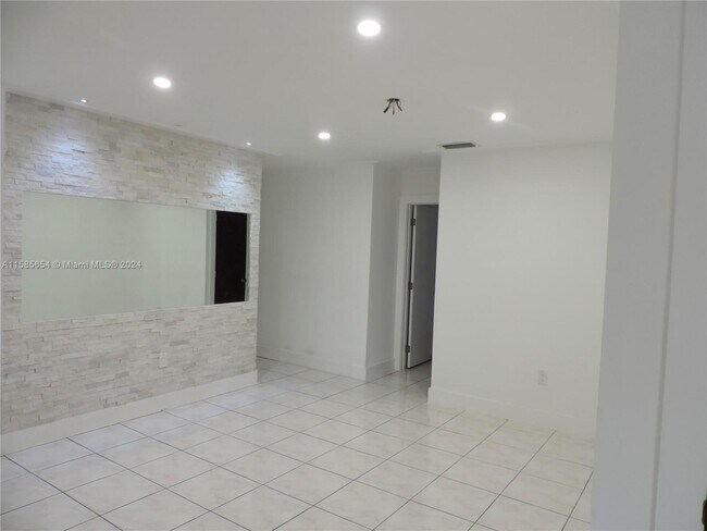 Foto del edificio - 6230 SW 38th St