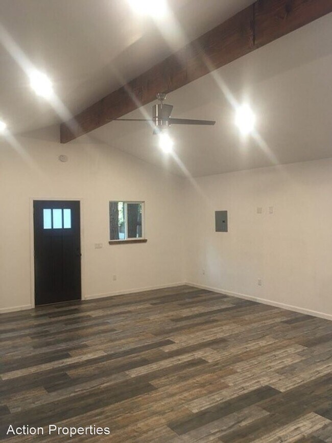 Foto del edificio - Studio, 1 bath House - 5054 Loch Leven Dr.