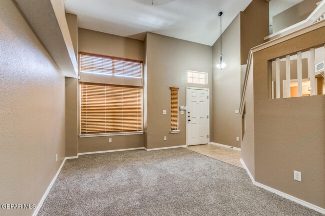 Building Photo - 11964 Jim Webb Dr