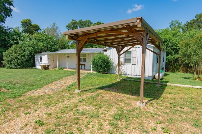 Building Photo - 1531 Keith Rd