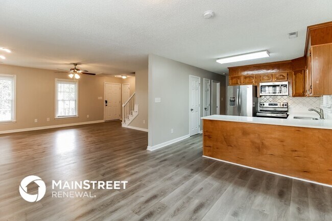 Foto del edificio - 548 Adams Gate Rd