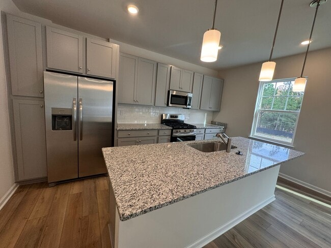 Foto del edificio - 6617 Cassia Loop