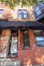 Building Photo - 2151 N Southport Ave