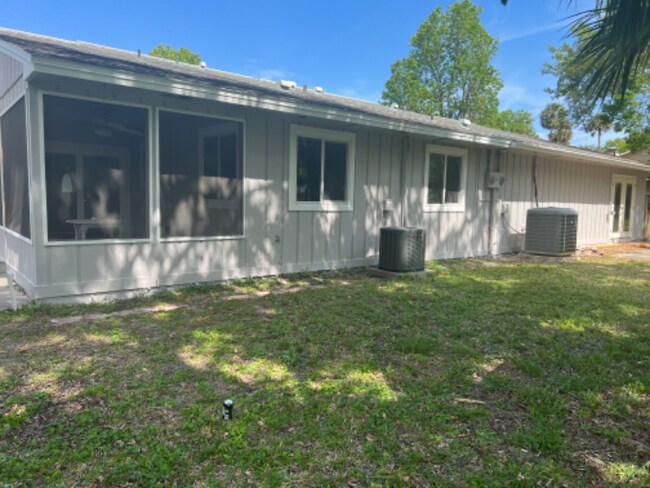 Building Photo - 831 Sugar House Dr