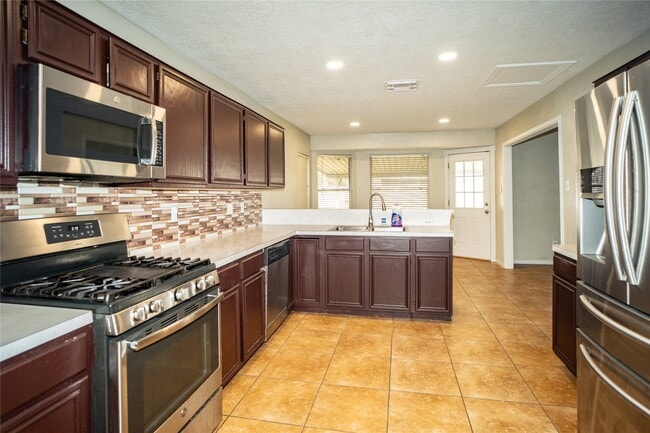 Foto del edificio - 2956 Waterloo Rd