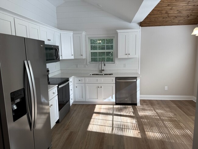Building Photo - Amazing 2 bed duplex in Dalton, Ga