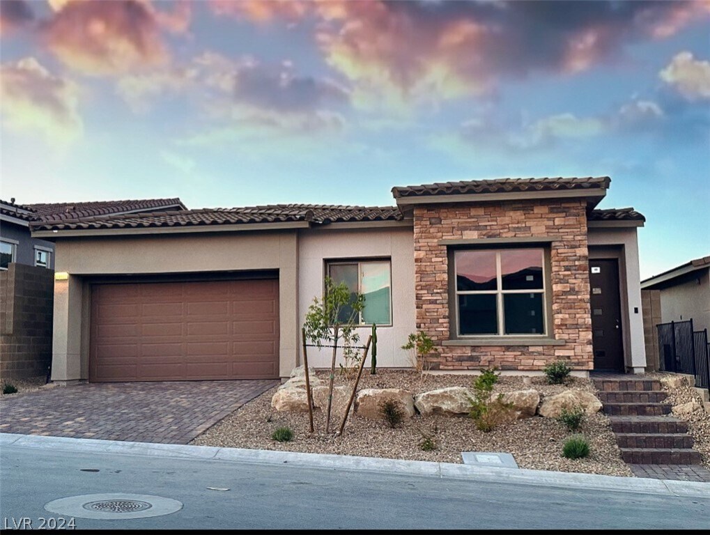 Primary Photo - 11622 Hatchling Ave