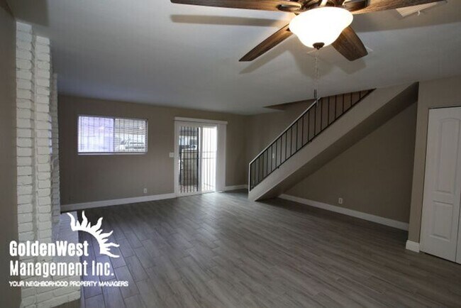 Foto del edificio - 898 Slumpstone Way