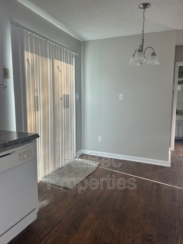 Foto del edificio - 8500 Quarry Rd