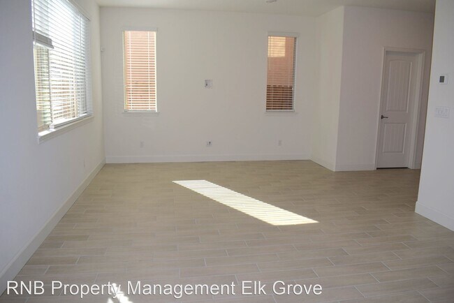 Foto del edificio - 3 br, 2.5 bath House - 10521 Waltz Way