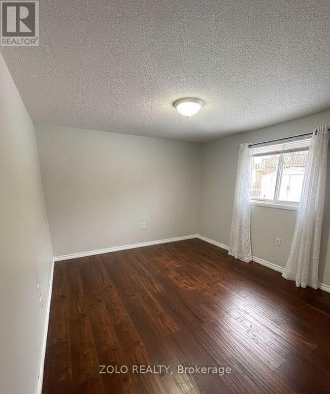 Photo du bâtiment - 21 Columbia Rd