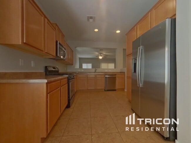 Building Photo - 42 N 193rd Ave