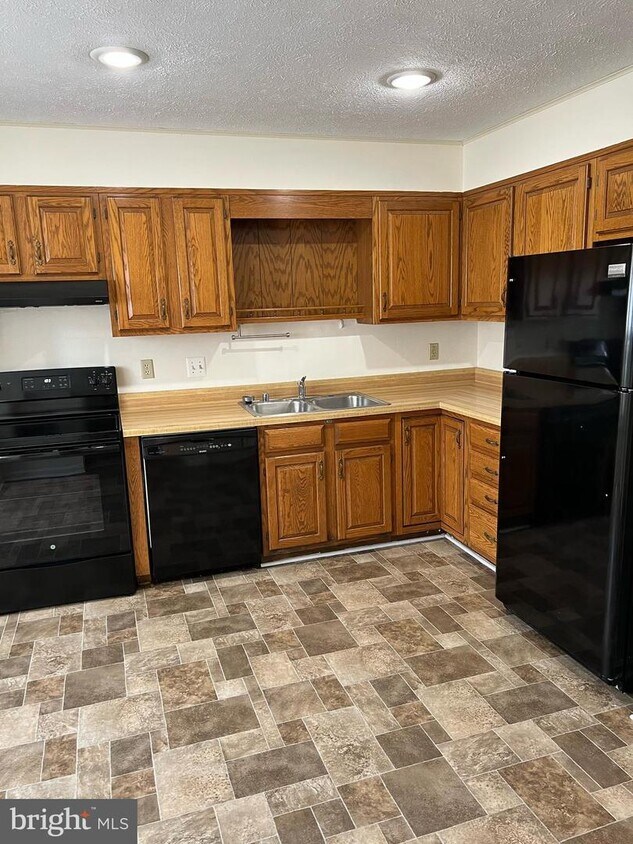 2069 Cidermill Ln, Winchester, VA 22601 Townhome Rentals in