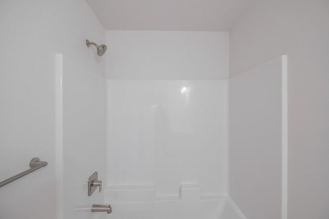 Building Photo - 2441-2443 Roll Tide Ct