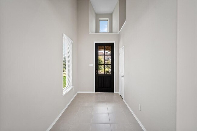 Building Photo - 42433 Quail Vly Ln