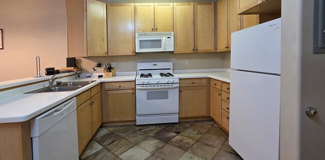 Foto del edificio - 6749 N 2200 W