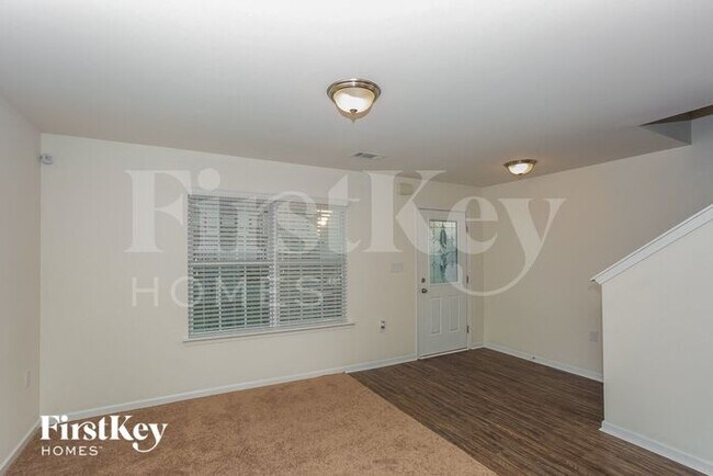 Foto del edificio - 3282 Runneymede Street SW