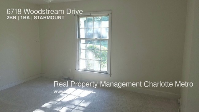 Foto del edificio - 6718 Woodstream Dr