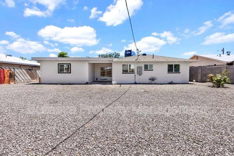 Photo - 3138 W Elm street