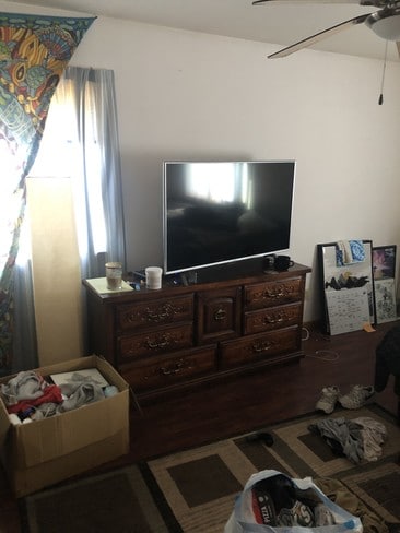 Building Photo - 1113 N Windsor Ave