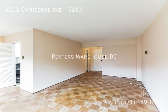 Foto del edificio - 4201 Cathedral Ave NW