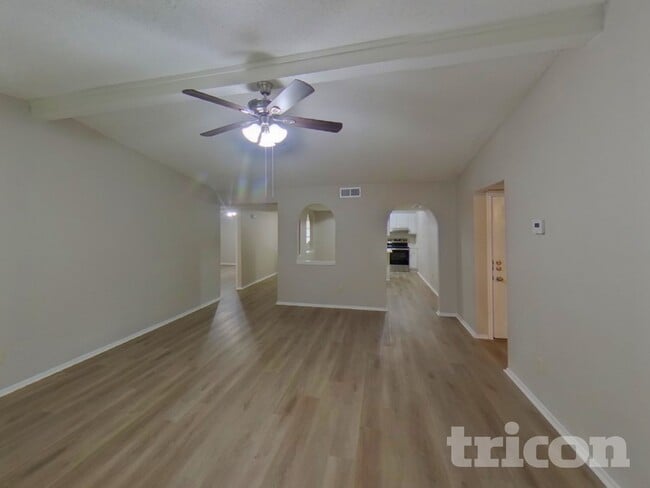 Foto del edificio - 1517 Rockshire Dr