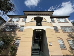 Building Photo - 17102 Carrington Park Dr