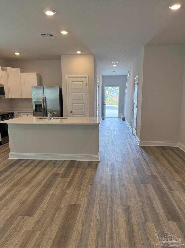 Foto del edificio - 3984 Pendragon Cir