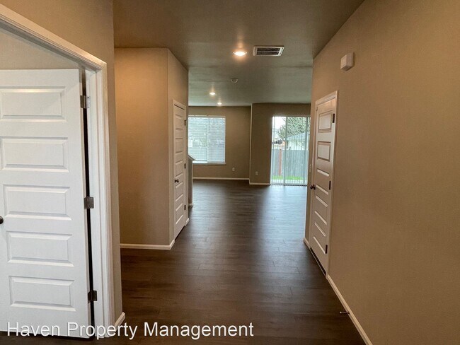 Foto del edificio - 4 br, 3 bath House - 1527 29th ST NW