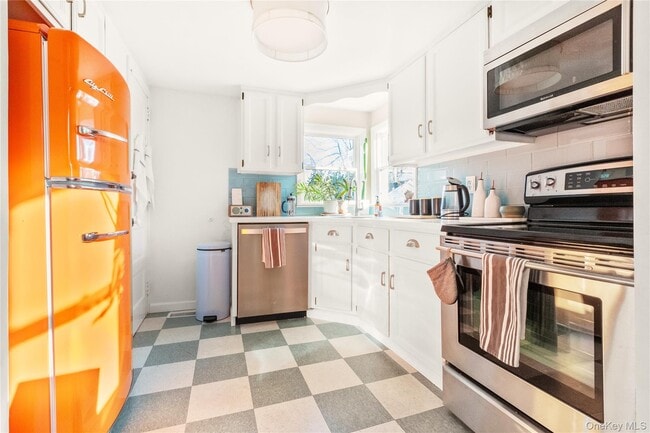 Building Photo - 47 Station Rd