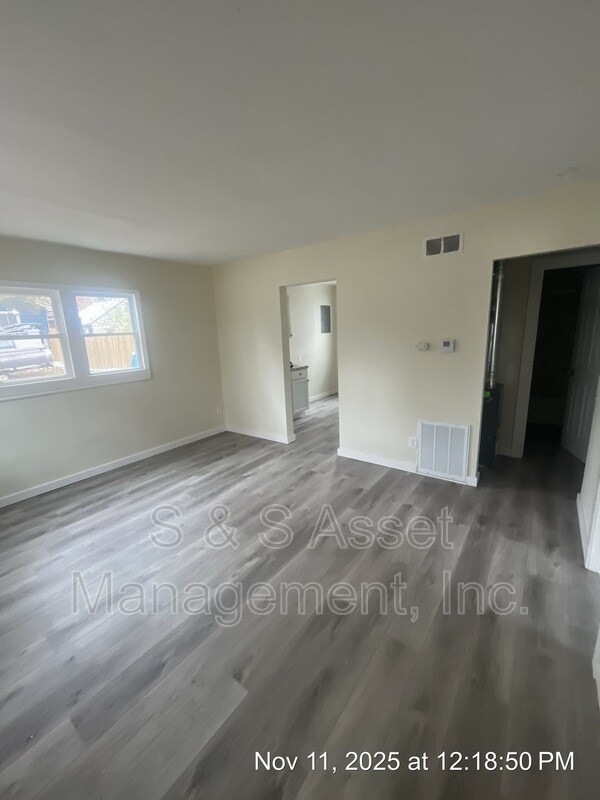 Foto del edificio - 915 Loa St