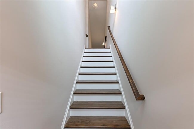 Building Photo - 3312 Sangster Way