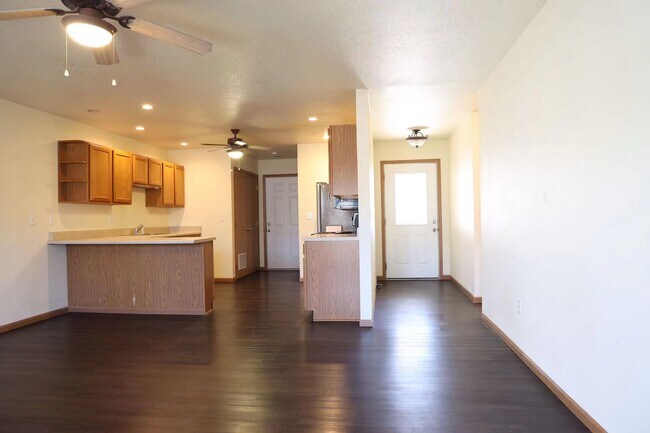 Foto del edificio - 22635 Hollow Oak Ln